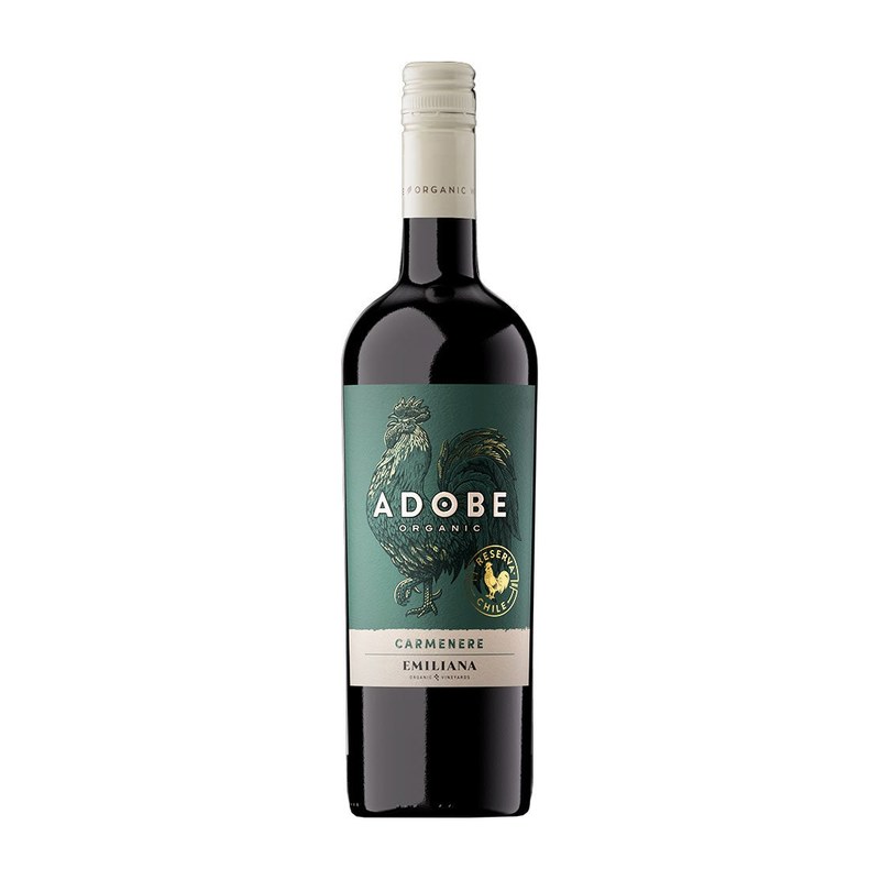 Botella de Emiliana Adobe Carmenere